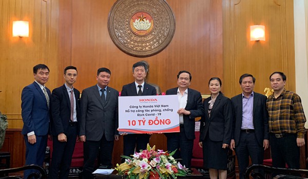 Honda Việt Nam ủng hộ 10 tỷ đồng chống dịch COVID-19